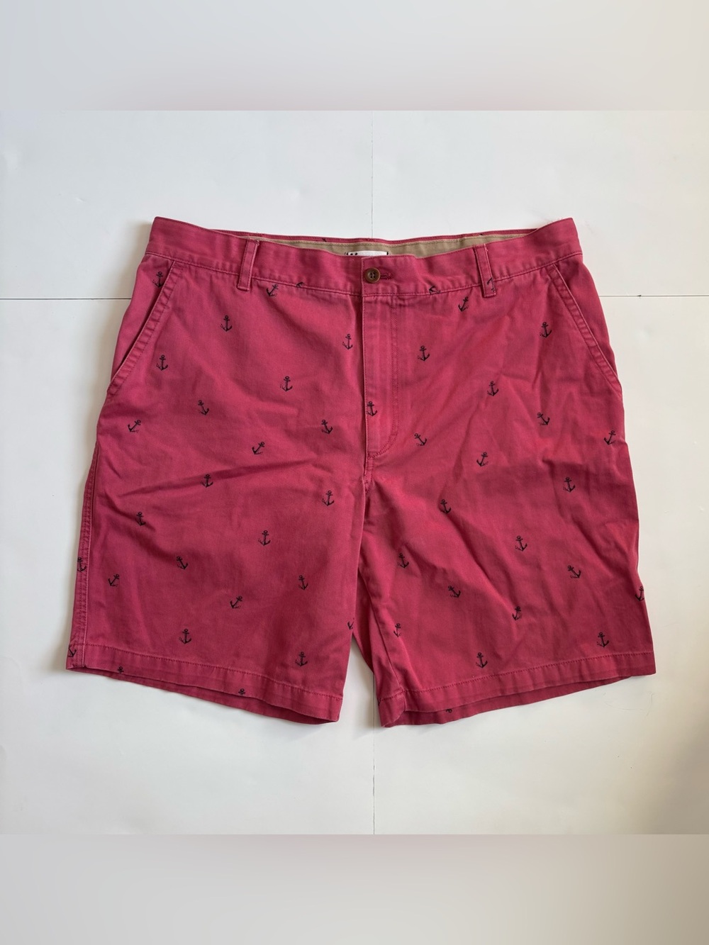 Izod Men's Anchor-Embroidered Flat Front Shorts in Dark Pink